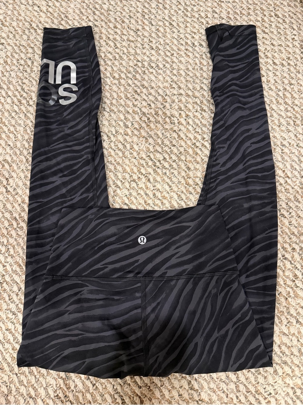 Lululemon Soulcycle Black Zebra  Print High-Rise Leggings Size 4